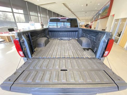 Used 2020 GMC Sierra 1500 Elevation w/ Elevation Value Package image 25