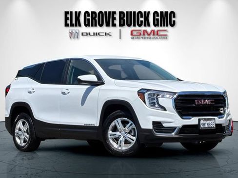 Used 2024 GMC Terrain SLE AWD/4WD image 2