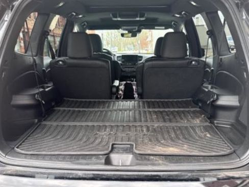 Used 2021 Honda Pilot Black Edition image 10
