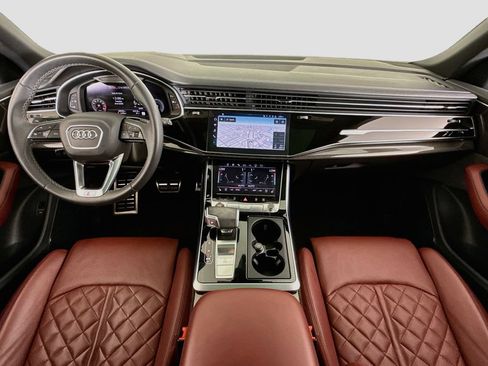 Used 2023 Audi SQ8 Prestige AWD/4WD image 9