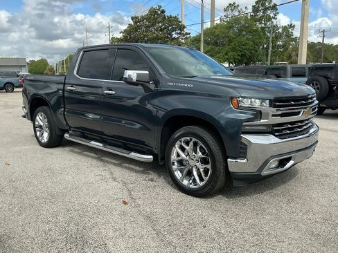 Used 2020 Chevrolet Silverado 1500 LTZ w/ LTZ Premium Package AWD/4WD image 8