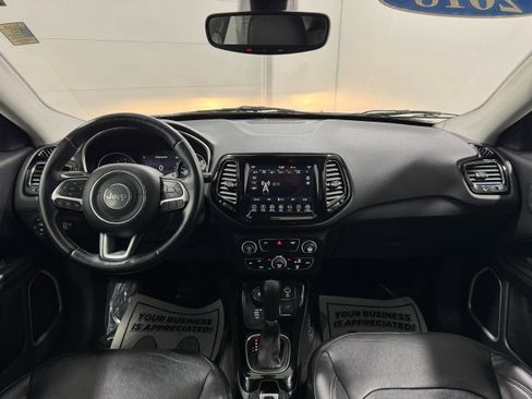 Used 2018 Jeep Compass Limited w/ Navigation Group image 10