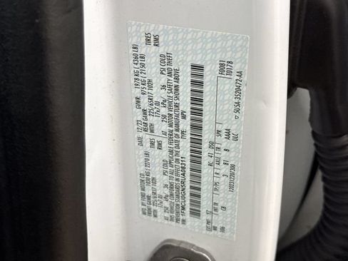 Used 2024 Ford Escape Active w/ Cold Weather Package FWD image 29