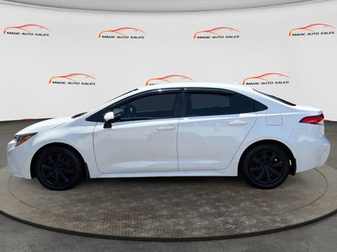 Used 2024 Toyota Corolla LE FWD image 7