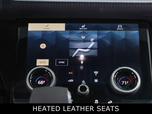 Used 2022 Land Rover Range Rover Velar R-Dynamic S image 20