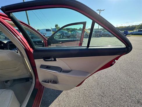 Used 2012 Toyota Camry XLE image 36
