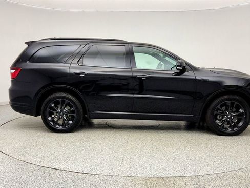 Used 2021 Dodge Durango R/T w/ Technology Group image 4