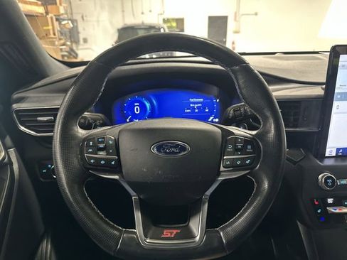 Used 2020 Ford Explorer ST w/ Premium Technology Package AWD/4WD image 15