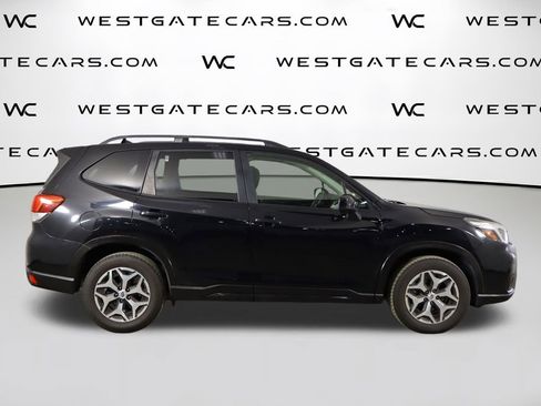 Used 2019 Subaru Forester Premium w/ All-Weather Package image 43
