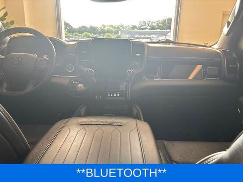 Used 2025 RAM 1500 Limited AWD/4WD image 10
