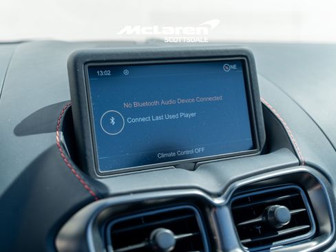 Used 2022 Aston Martin V8 Vantage Roadster RWD image 15
