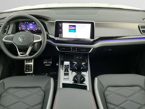 New 2026 Volkswagen Atlas Peak Edition image 10