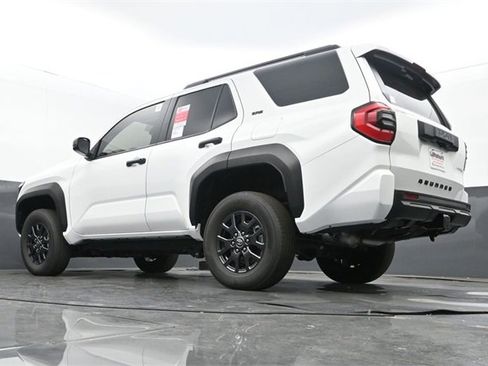 New 2026 Toyota 4Runner SR5 image 23