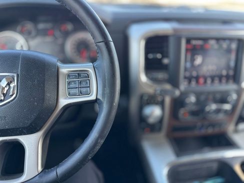 Used 2019 RAM 1500 Laramie w/ Cold Weather Group image 8