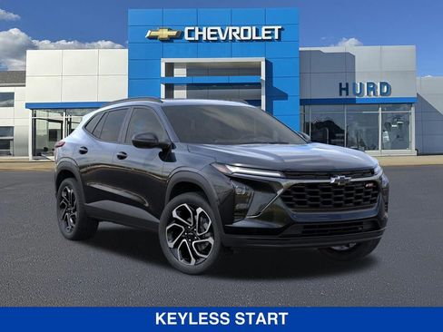 New 2026 Chevrolet Trax RS w/ Sunroof Package image 8