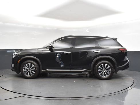 Certified 2025 INFINITI QX60 Pure image 4