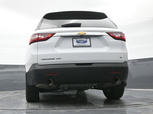 Used 2020 Chevrolet Traverse LT w/ Driver Confidence II Package image 39