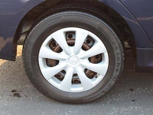 Used 2011 Toyota Corolla LE FWD image 8