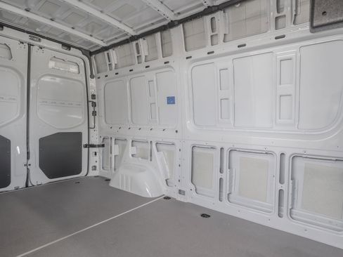 New 2025 Mercedes-Benz Sprinter 2500 image 28