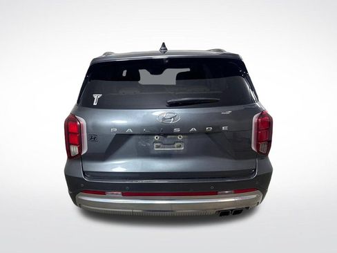 Used 2023 Hyundai Palisade Calligraphy FWD image 6