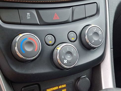 Used 2018 Chevrolet Trax LS image 15