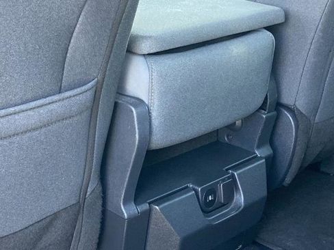 Used 2025 Ford F150 XLT w/ Equipment Group 301A Standard image 15