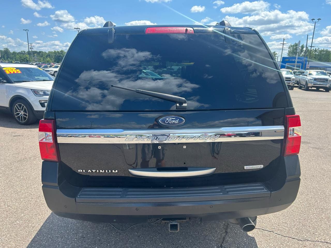 Used 2017 Ford Expedition Platinum AWD/4WD image 6