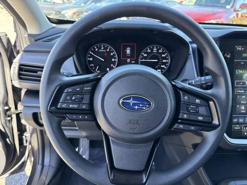 Used 2025 Subaru Crosstrek 2.0i Premium image 39