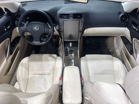 Used 2010 Lexus IS 250C image 11