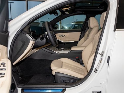 New 2026 BMW 330i xDrive Sedan w/ Convenience Package image 18