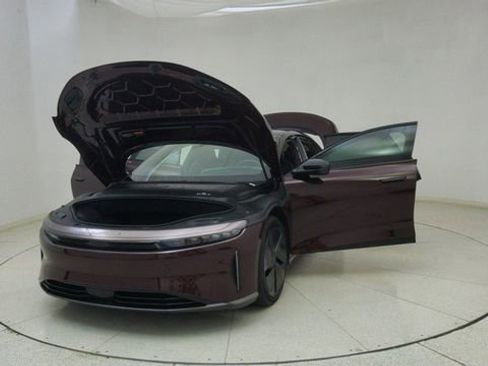 Used 2024 Lucid Air Pure RWD image 71
