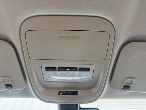 Used 2020 Chevrolet Colorado LT w/ Safety Package image 12