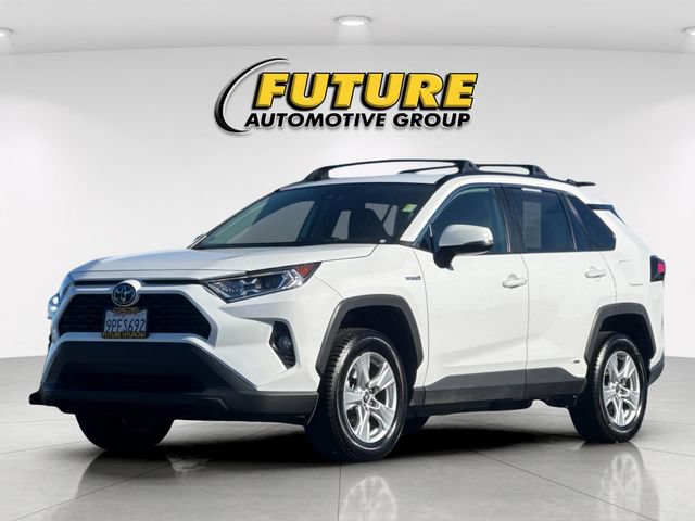 Used 2021 Toyota RAV4 XLE AWD/4WD image 7