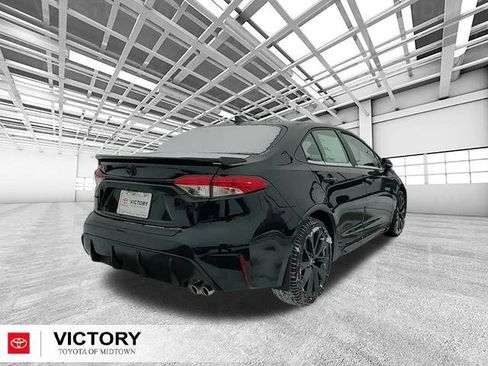 Used 2026 Toyota Corolla SE image 3