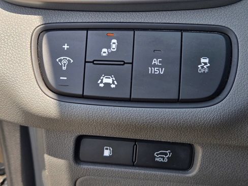 Used 2019 Kia Sorento SX w/ SX Touring Package FWD image 23