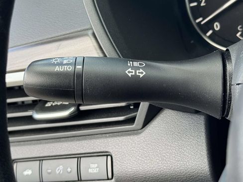 Used 2024 Nissan Altima 2.5 SV FWD image 25