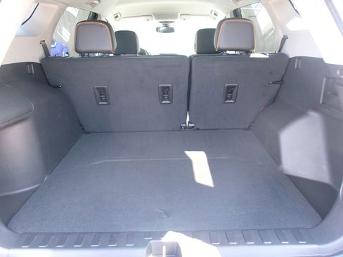 Used 2024 GMC Terrain AT4 w/ Infotainment Package II AWD/4WD image 11