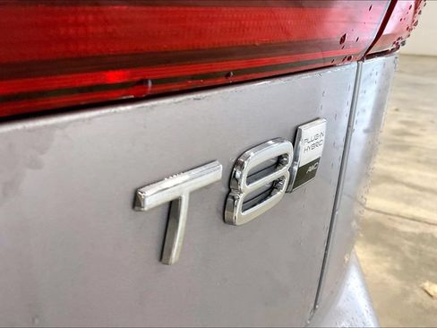 New 2026 Volvo XC60 T8 Plus w/ Climate Package AWD/4WD image 10