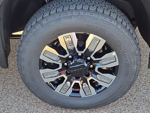 New 2026 GMC Sierra 2500 Denali image 7