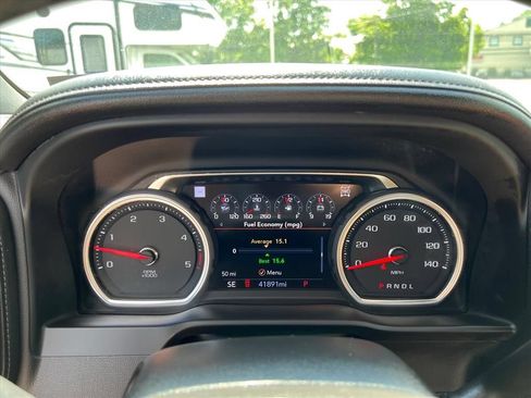 Used 2023 Chevrolet Silverado 2500 High Country AWD/4WD image 17