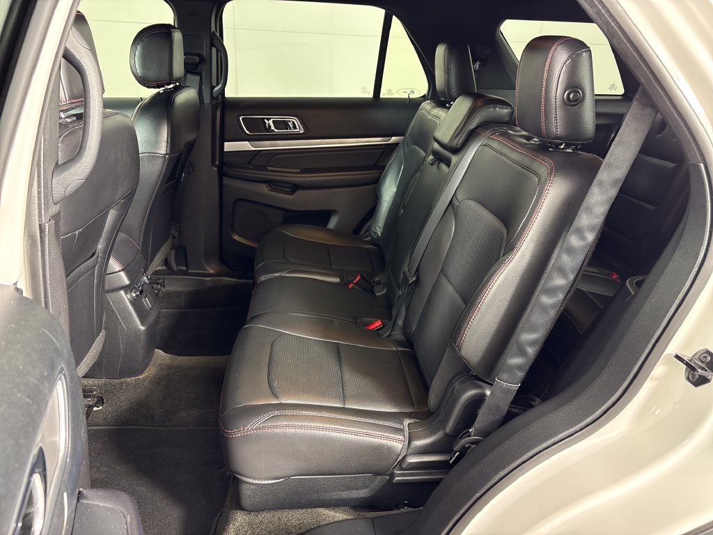 Used 2017 Ford Explorer Sport AWD/4WD image 32