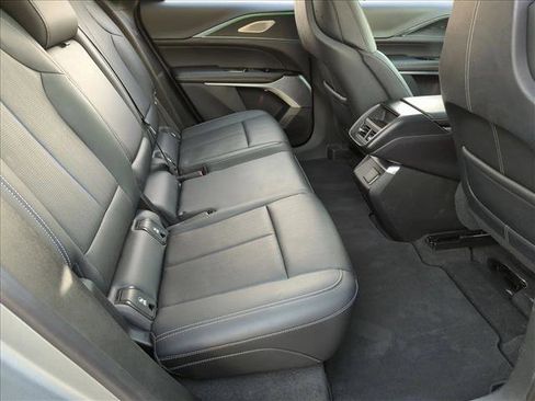 Used 2024 Cadillac Lyriq Sport image 20