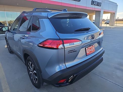 Used 2025 Toyota Corolla Cross AWD Hybrid image 7