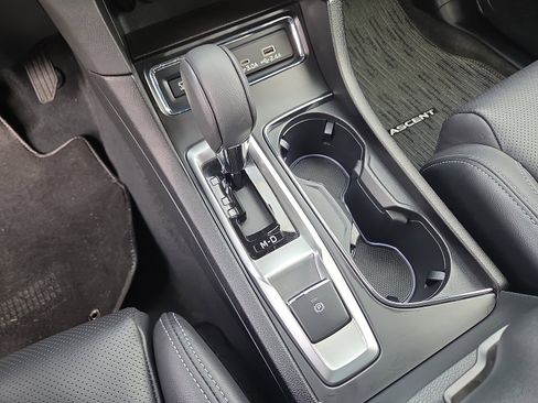 Used 2023 Subaru Ascent Limited w/ Technology Package image 30