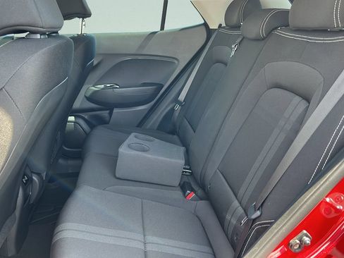 Used 2026 Hyundai Venue SEL FWD image 10