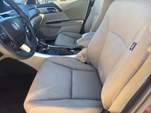 Used 2014 Honda Accord LX image 15