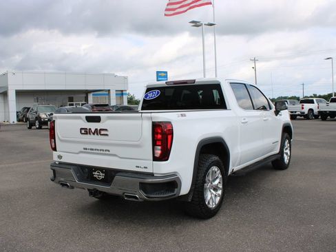 Used 2021 GMC Sierra 1500 SLE w/ X31 Off-Road Package AWD/4WD image 9