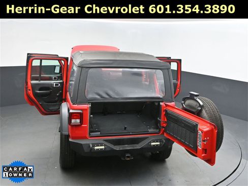 Used 2018 Jeep Wrangler Unlimited Sport image 49