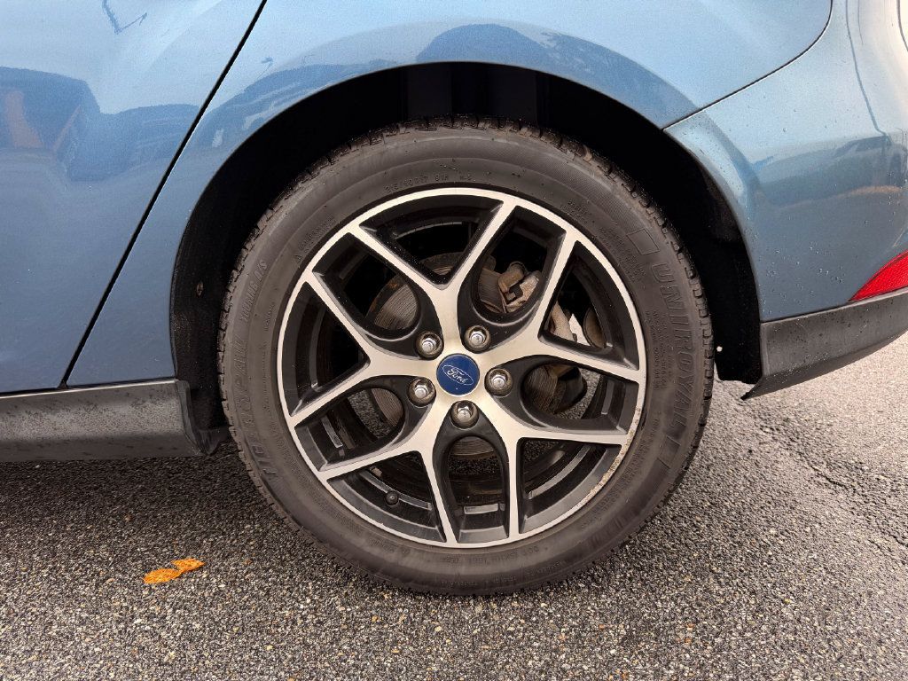 Used 2018 Ford Focus SEL FWD image 29