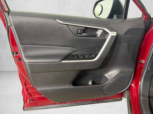 Used 2023 Toyota RAV4 LE FWD image 10